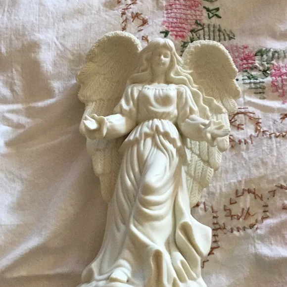 Elegant White Angel Figurine - Picture 1 of 5